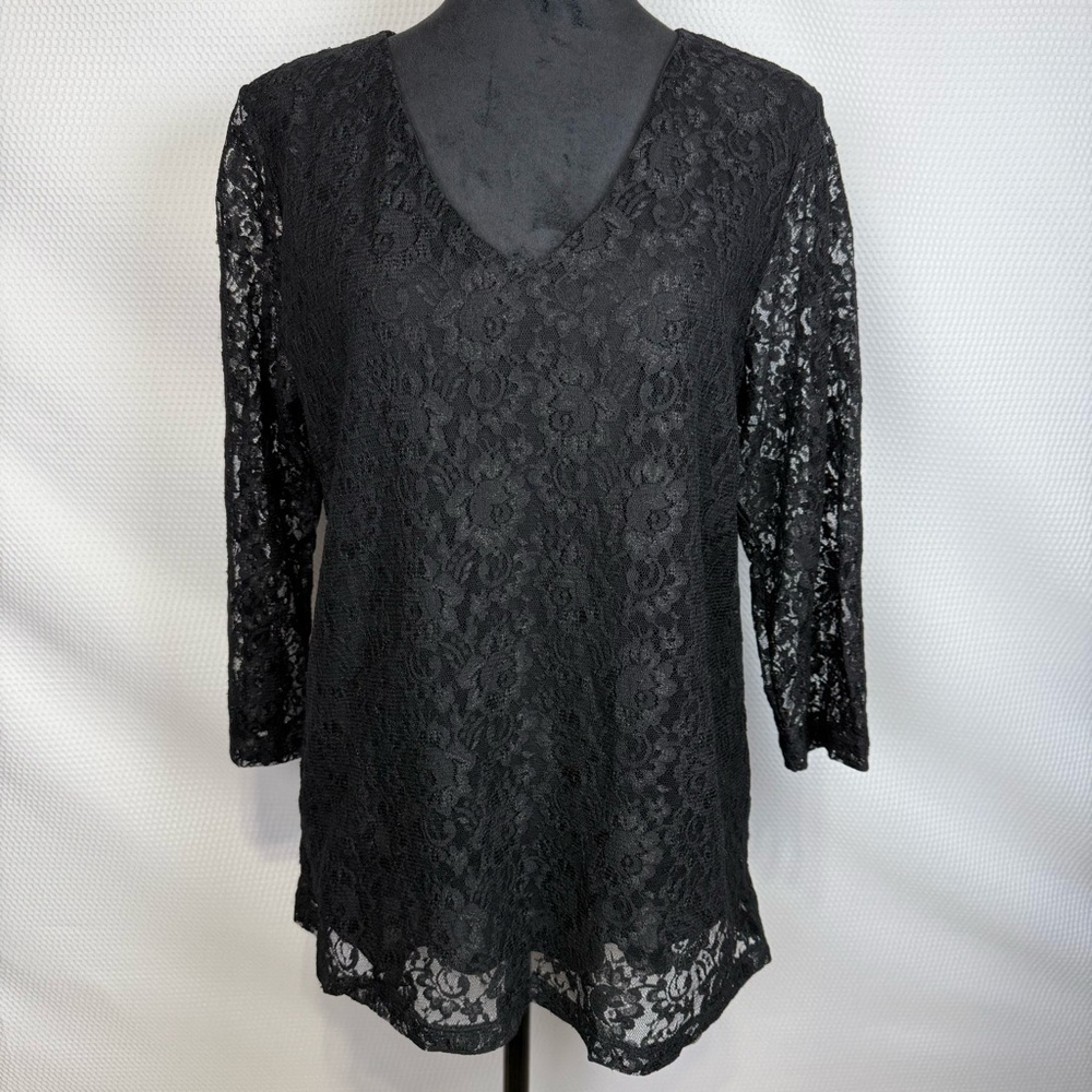 Motto V-neck Black Lace Top Large Semi-Sheer 3/4 Sleeves